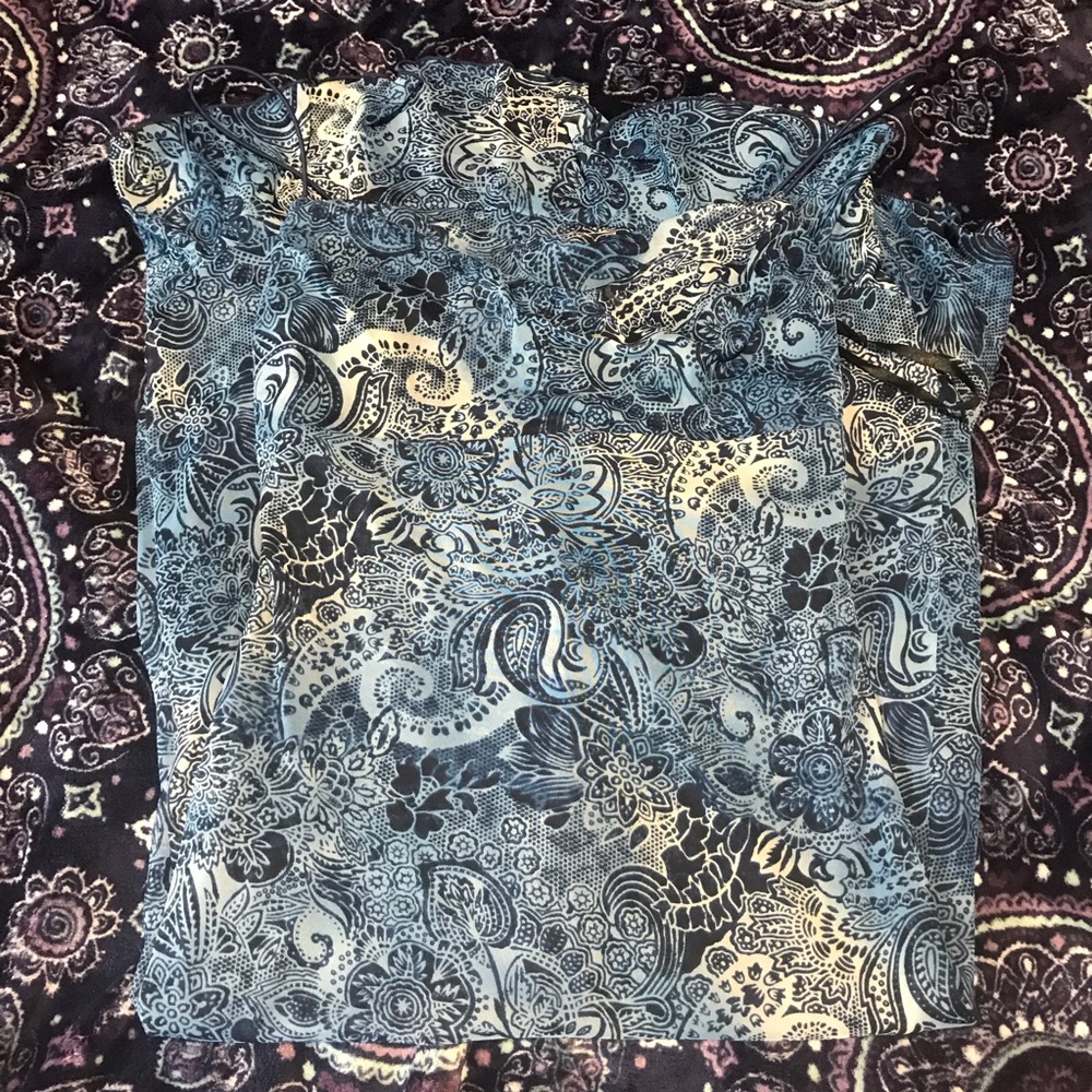 ✨3/$12✨ - Picture 2 of 3